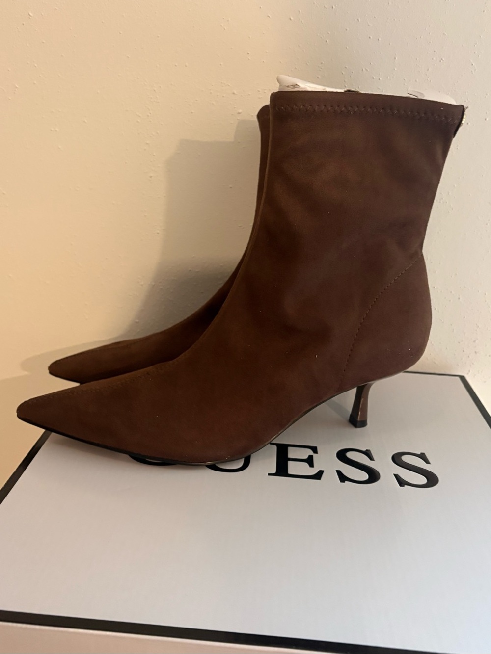 GUESS Yanka2 ankle boots in rich dark espresso brown